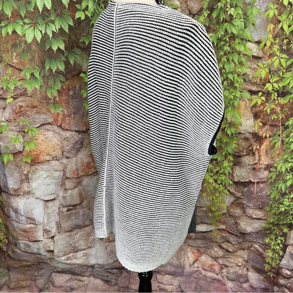 LAFAYETTE 148 NEW YORK Quiet Luxury Black and White Open Cardigan, M/L - Picture 7 of 11